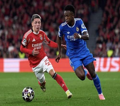 莱万西甲,轮狂揽,跻身五大联,米乐YY易游,YY,米乐YY易游注册网址,米乐YY易游app,米乐YY易游官网,米乐YY易游网站,米乐YY易游下载